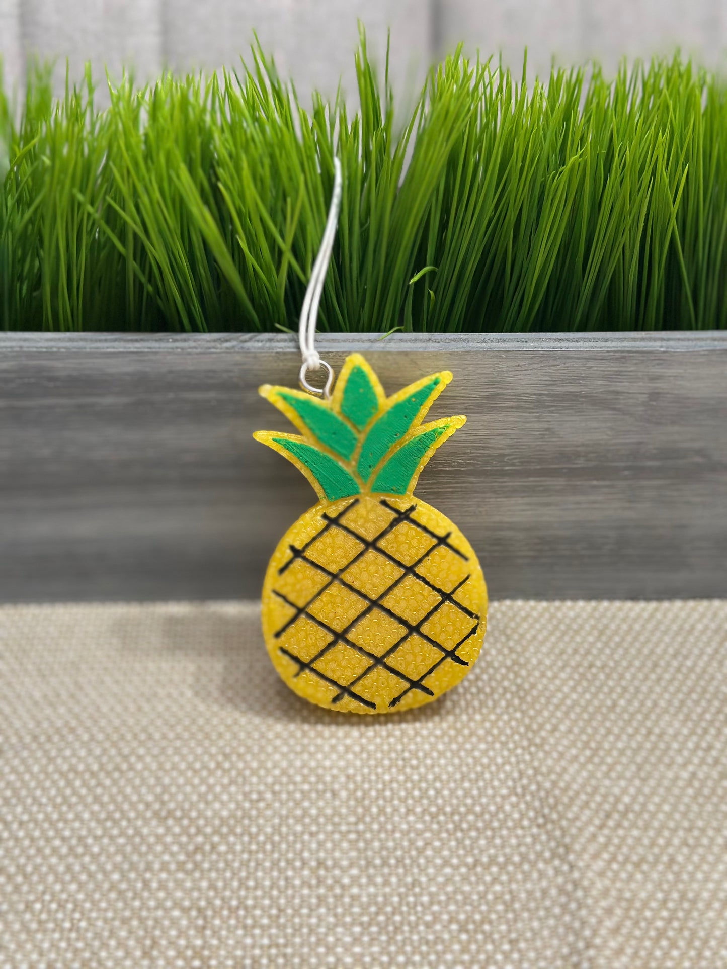 Pineapple Breeze Car Freshie